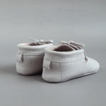 Load image into Gallery viewer, Milo Moccasin in Stingrey (size 4 &amp; 6)
