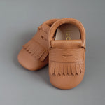 Load image into Gallery viewer, Tiera Moccasin in Gingerbread (size 4)
