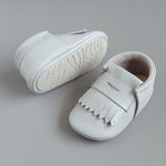 Load image into Gallery viewer, Tiera Moccasin in Stingrey (size 4 &amp; 5)
